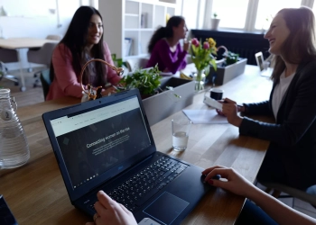 organizing the presentation material Managing Complaints Course